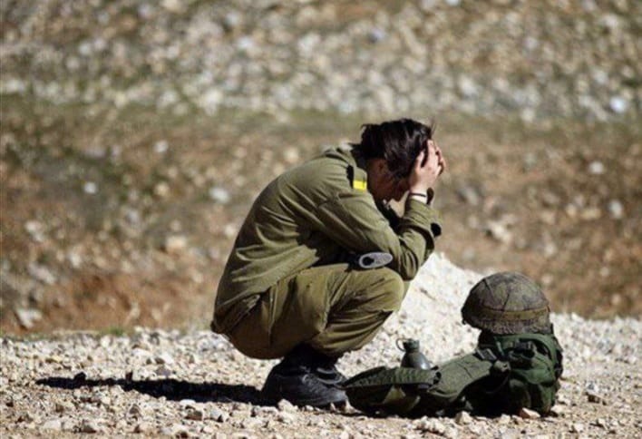صحفي اسرائيلي يفجر مفاجأة من العيار الثقيل :《عدد القتلى من جنودنا لايقل عن 2985 جندي وعدد الجرحى 11600 جندي》