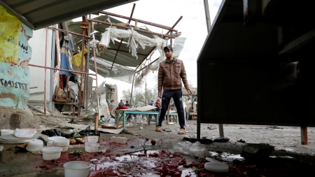 أكثر من 40 قتيلا وجريحا بانفجارين وسط بغداد.. (فيديو اللحظات الأولى)