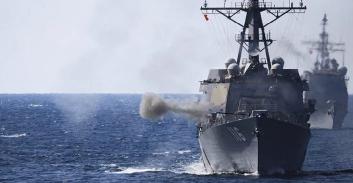 حزب الله يعلن استهداف بارجة عسكرية إسرائيلية وإصابتها بشكل مباشر