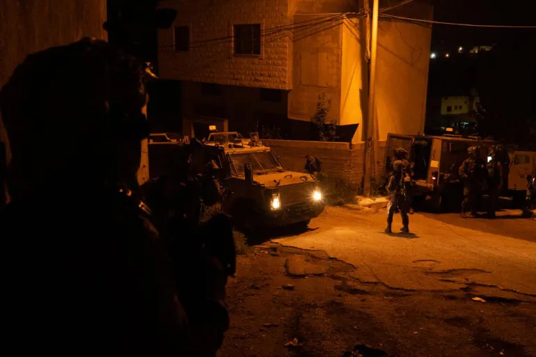 الاحتلال يقتحم قلقيلية وبيت لحم ودعوة للإضراب بعد استشهاد 3 فلسطينيين بالخليل