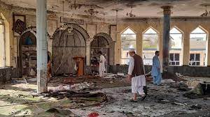 انفجار دامي .. عشرات القتلى والجرحى في تفجير مسجد خلال صلاة الجمعة بباكستان