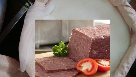 دولة الملقي .. ارتفاع أسعار " البلوبيف " و" السكر " في المؤسستين الاستهلاكيتين