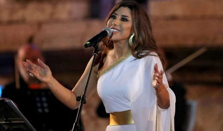 الفنانة اللبنانية 《نجوى كرم》عبر حسابها على تويتر جايي يا جرش جايي”