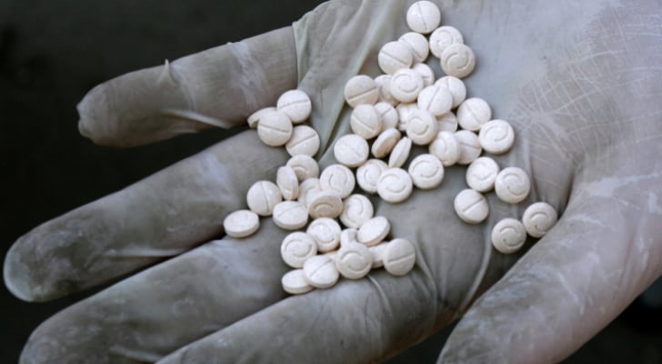 مكافحة المخدرات تحذر من أساليب الترويج لحبوب الكبتاغون في الأردن