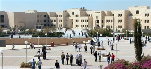 عُمان توقف التعامل مع 8 جامعات أردنية بسبب "مضايقات لطلبتها" 