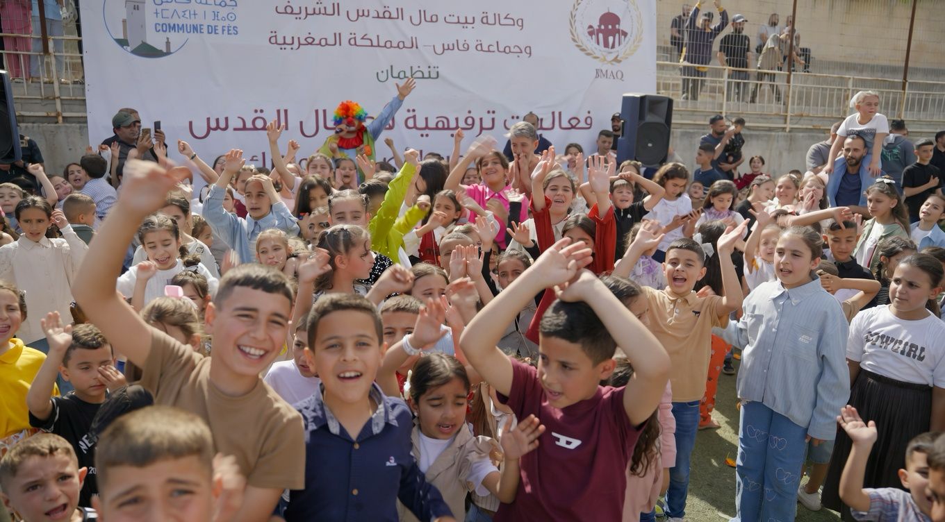 ألعاب وألوان وفرح.. مبادرة لـ《بيت مال القدس》 تعيد أجواء العيد لأطفال القدس